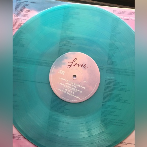 Taylor Swift Lover vinyl - Picture 6 of 6
